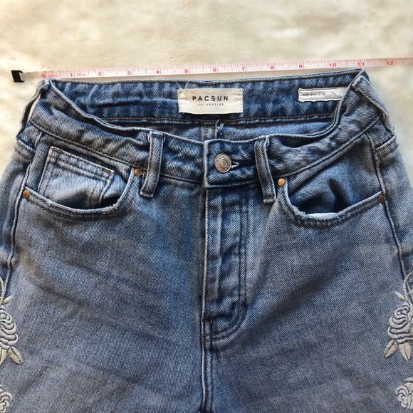 PacSun Embroidered Floral & Distressed Mom Jean - Picture 4 of 12